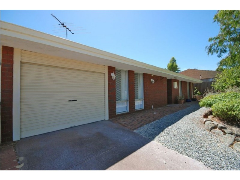 137 Eddystone Avenue, Craigie WA 6025