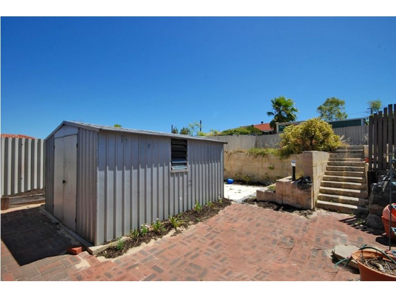 137 Eddystone Avenue, Craigie WA 6025