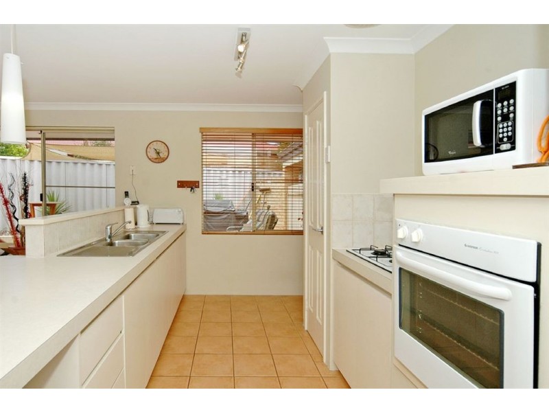 3 Carwoola Circle, Carramar WA 6031