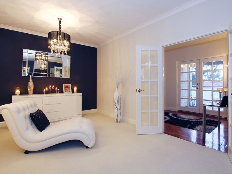 19 Carwoola Circle, Carramar WA 6031