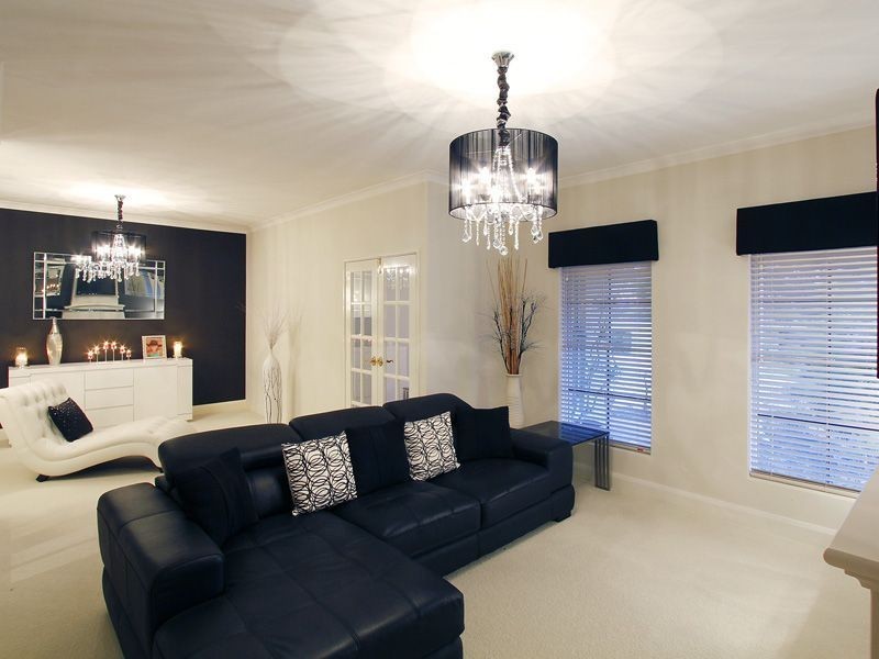 19 Carwoola Circle, Carramar WA 6031