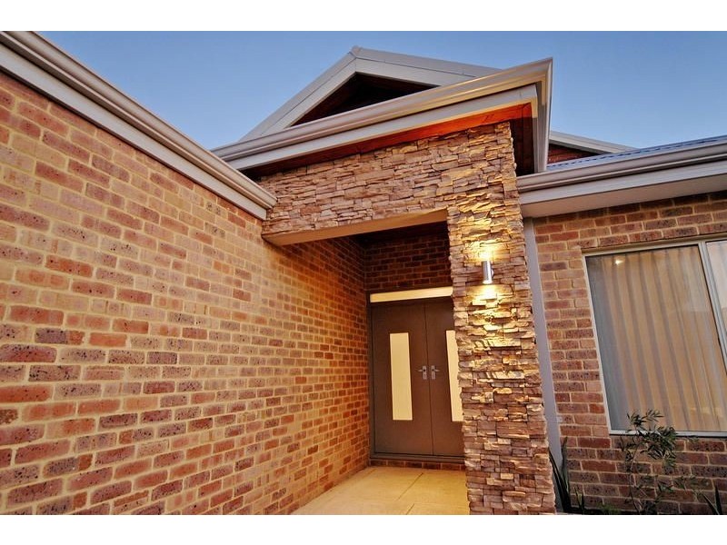 6 Calita Pass, Carramar WA 6031