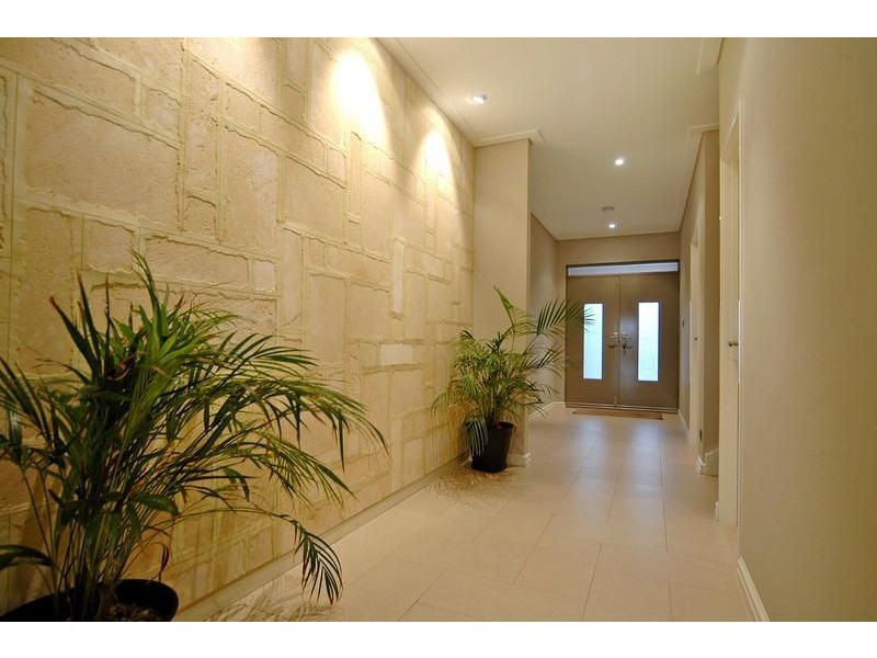 6 Calita Pass, Carramar WA 6031