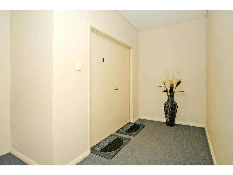 4/4 Bouvard Walk, Clarkson WA 6030