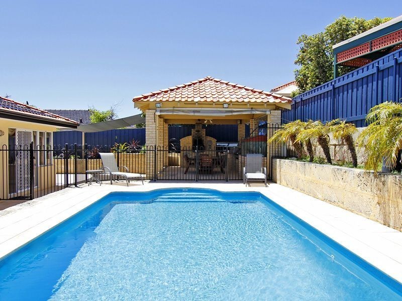 12 Brearley Mews, Hillarys WA 6025