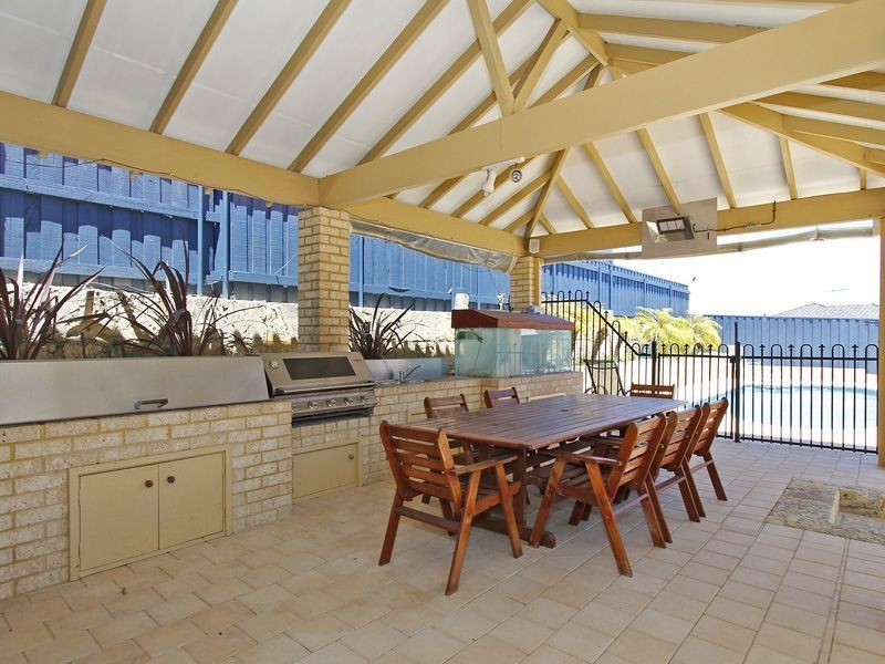 12 Brearley Mews, Hillarys WA 6025