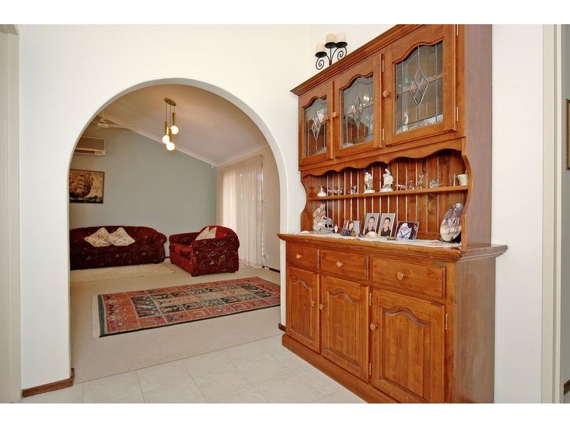 16 Ridge Close, Edgewater WA 6027