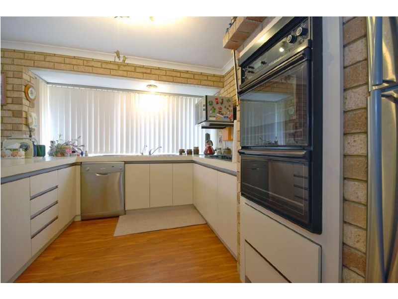 8 Rochele Court, Woodvale WA 6026