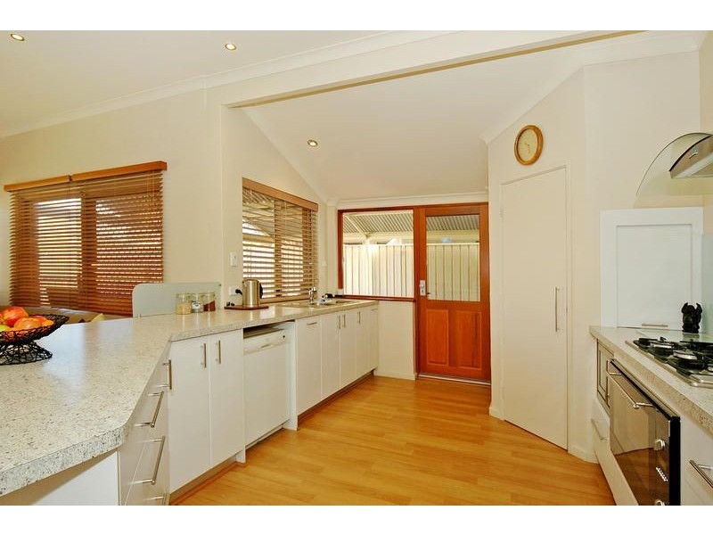 21 Swiftsure Place, Currambine WA 6028