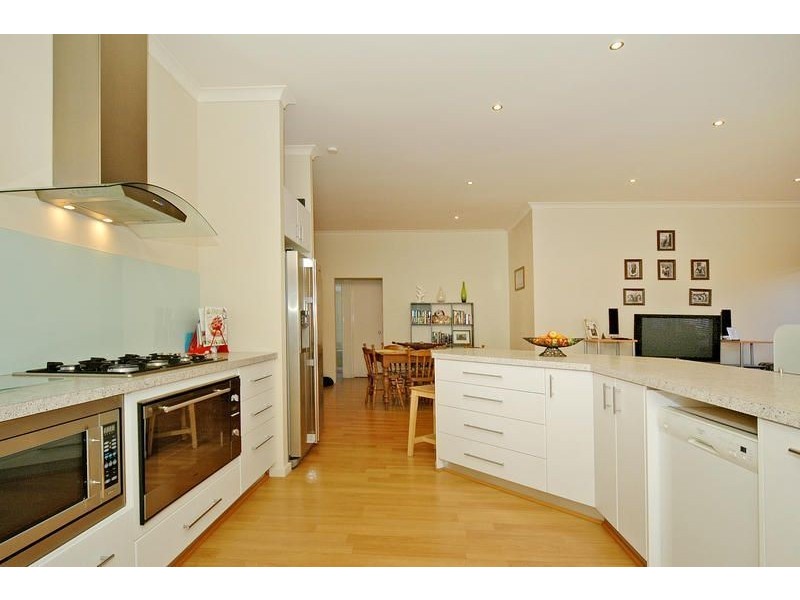 21 Swiftsure Place, Currambine WA 6028