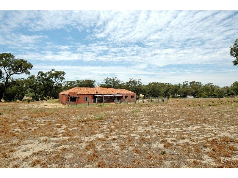 39 Farmhouse Link, Two Rocks WA 6037