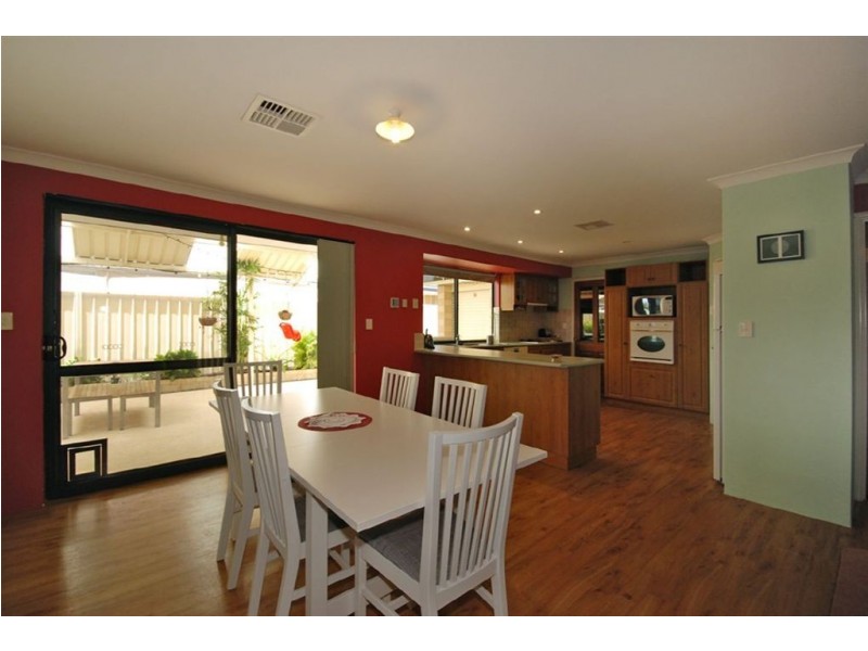 1 Flint Close, Pearsall WA 6065