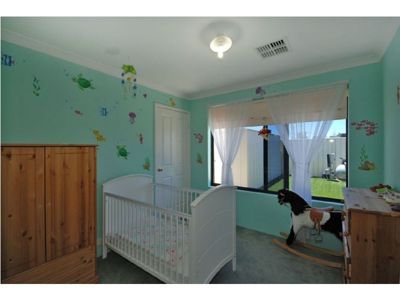 1 Flint Close, Pearsall WA 6065