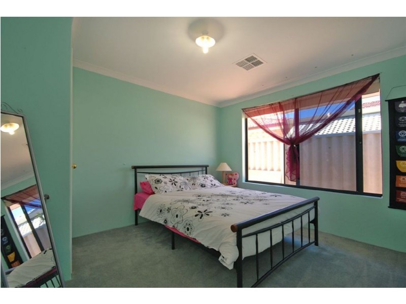 1 Flint Close, Pearsall WA 6065