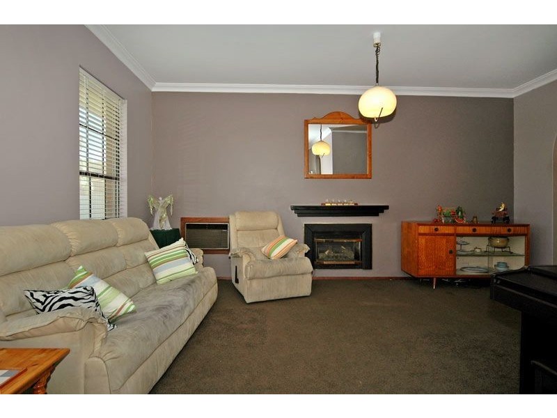 12 Yera Place, Wanneroo WA 6065