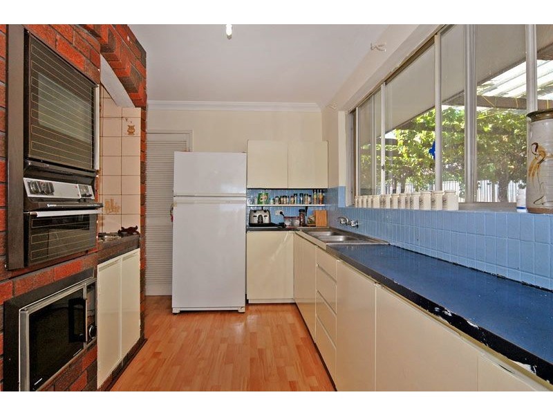 12 Yera Place, Wanneroo WA 6065