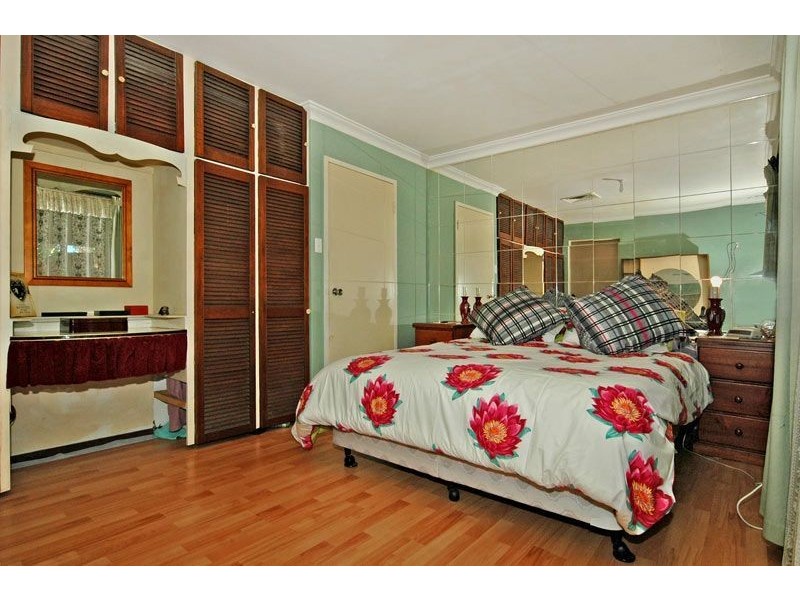 12 Yera Place, Wanneroo WA 6065