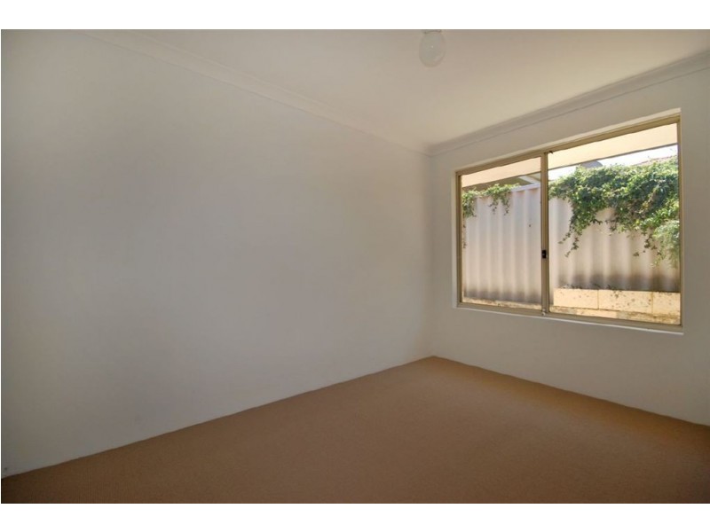 30 Kirkdale Turn, Kinross WA 6028