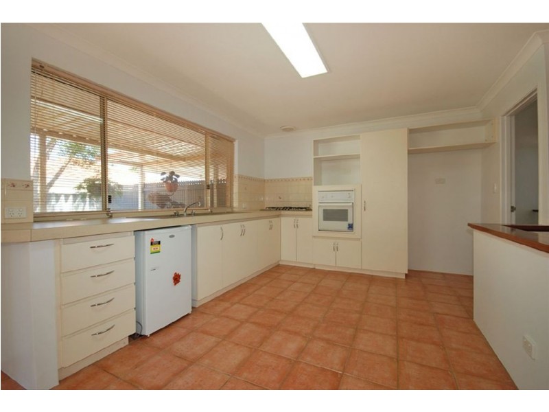 30 Kirkdale Turn, Kinross WA 6028