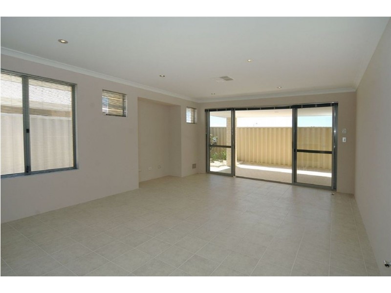 75 Rathkeale Boulevard, Ridgewood WA 6030