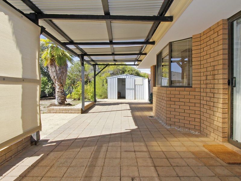 2 Lebeo Court, Heathridge WA 6027