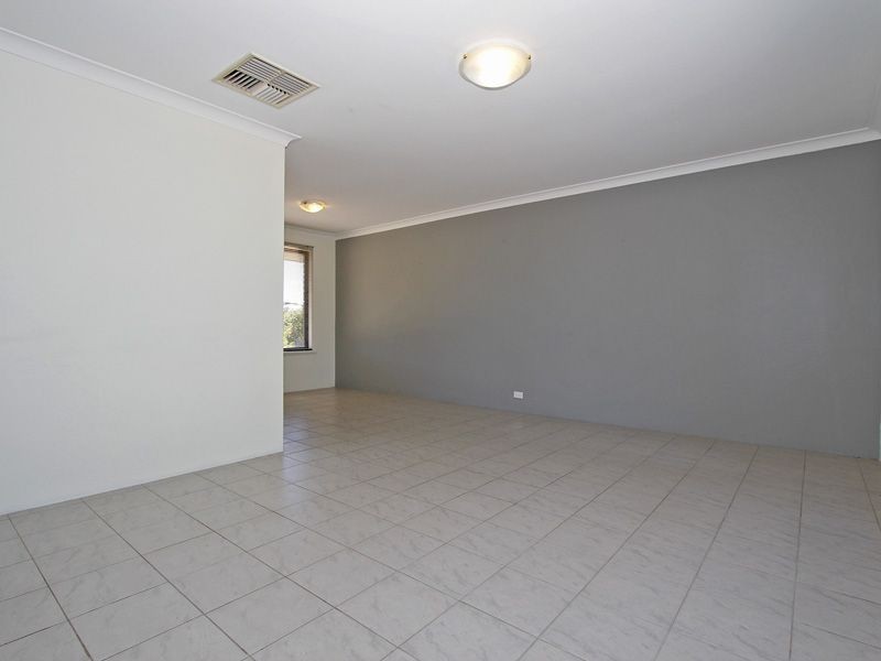 2 Lebeo Court, Heathridge WA 6027