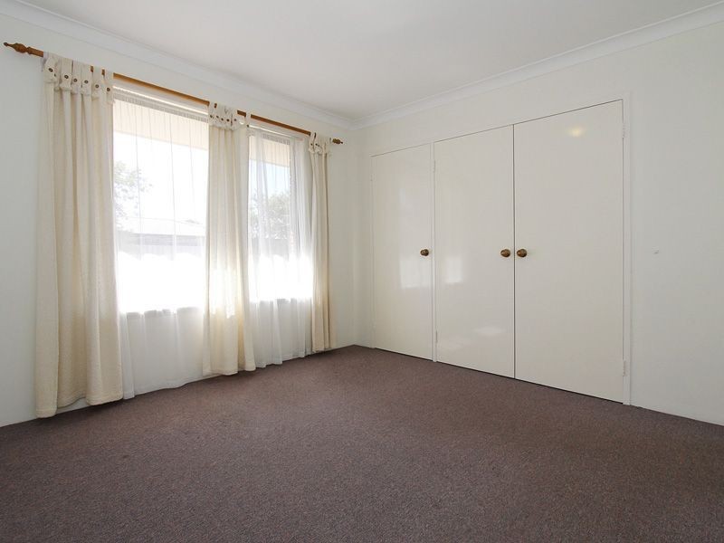 2 Lebeo Court, Heathridge WA 6027