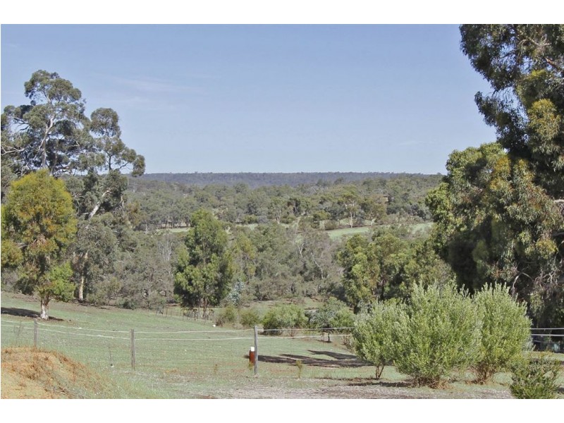 138 Ashmere Drive, Bullsbrook WA 6084