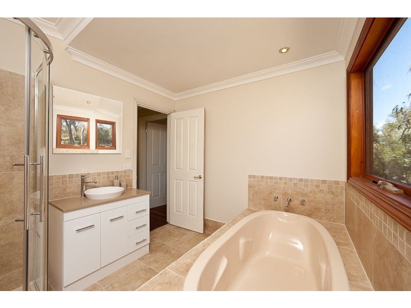 88 Emerald Drive, Carabooda WA 6033