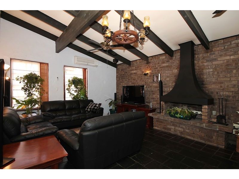 112 Mullaloo Drive, Kallaroo WA 6025