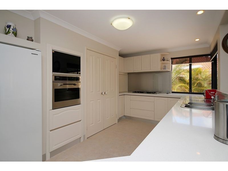 28 St James Approach, Iluka WA 6028