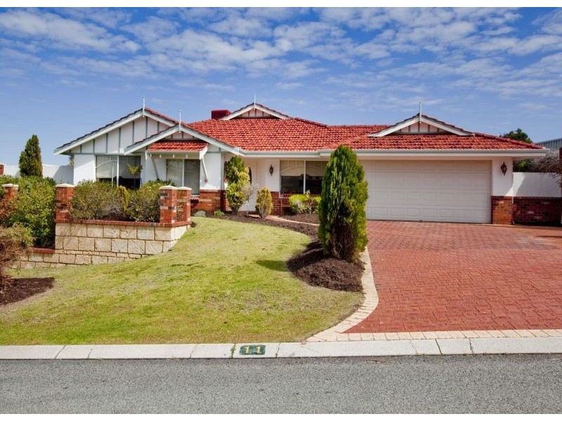 11 Kaufman Avenue, Ocean Reef WA 6027