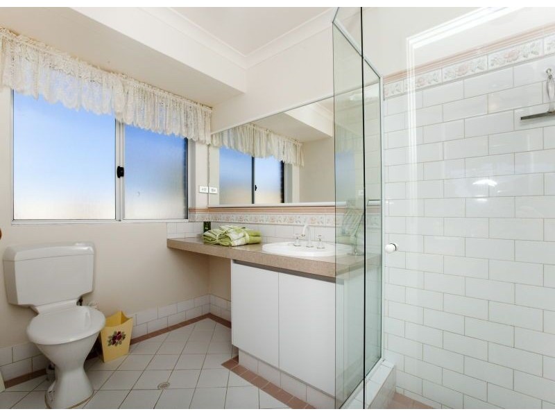 11 Kaufman Avenue, Ocean Reef WA 6027