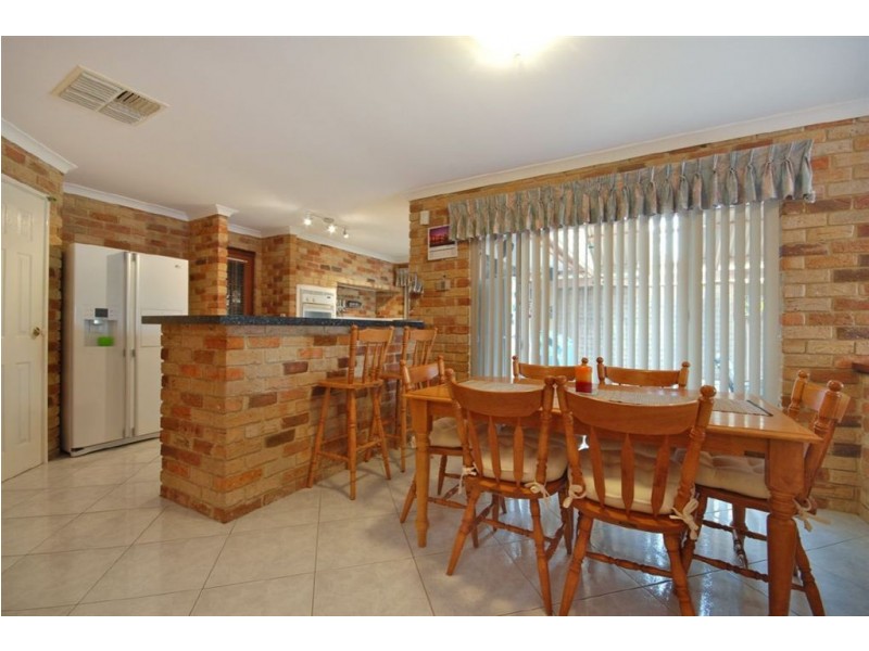 16 Paragon Rise, Currambine WA 6028