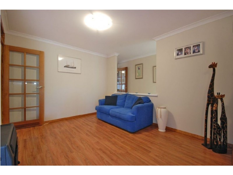 16 Paragon Rise, Currambine WA 6028