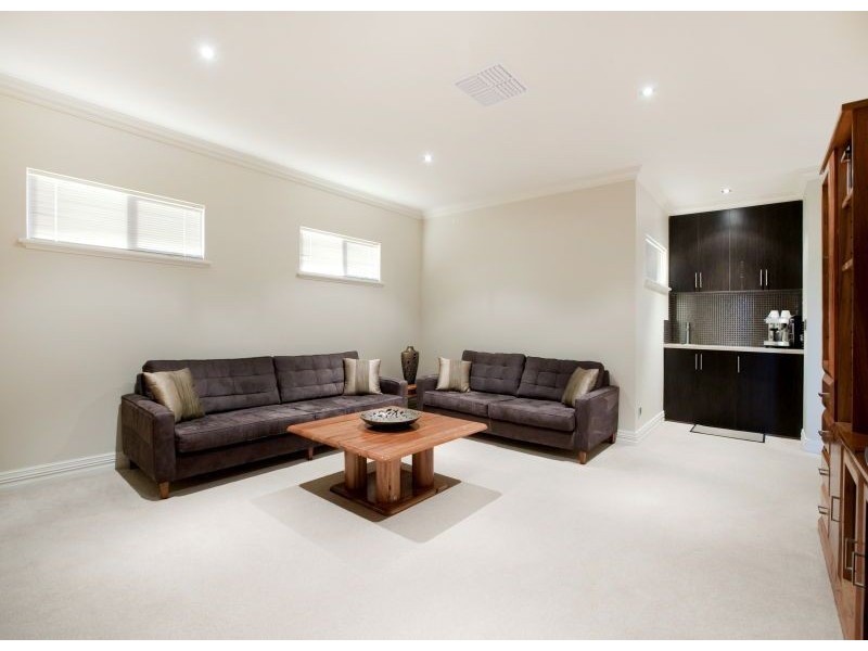 10 Plymouth Cove, Ocean Reef WA 6027