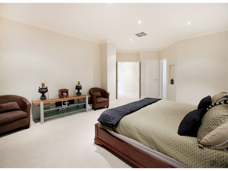 10 Plymouth Cove, Ocean Reef WA 6027