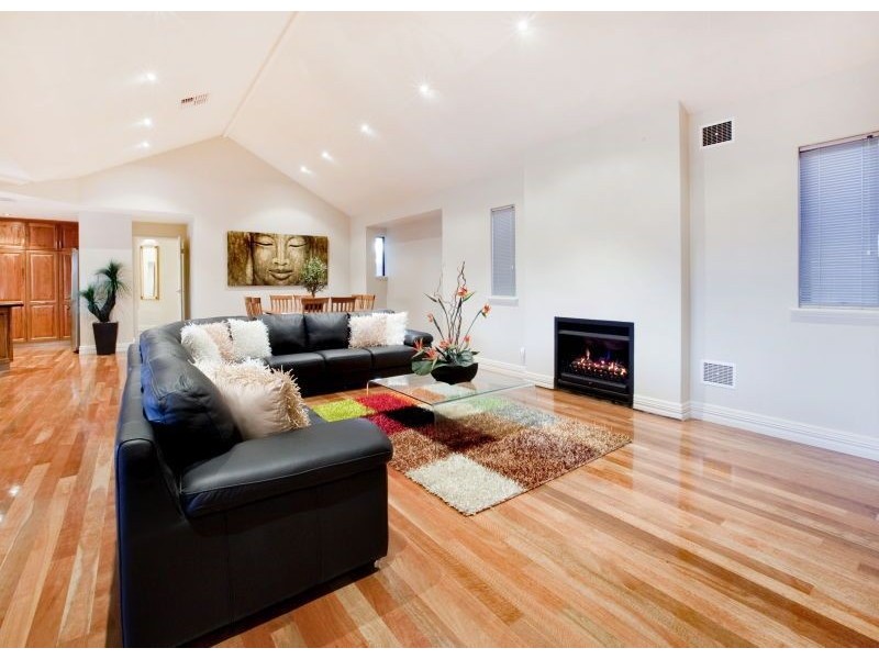 10 Plymouth Cove, Ocean Reef WA 6027