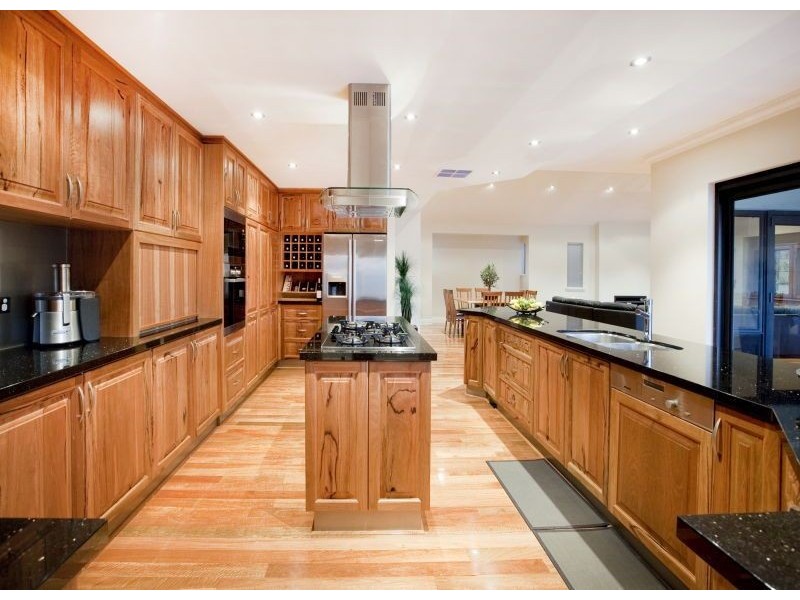 10 Plymouth Cove, Ocean Reef WA 6027