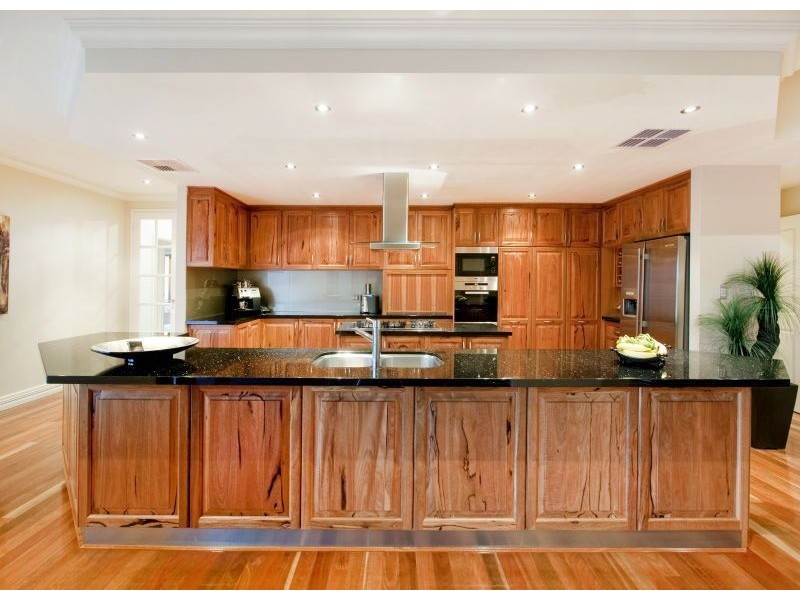 10 Plymouth Cove, Ocean Reef WA 6027