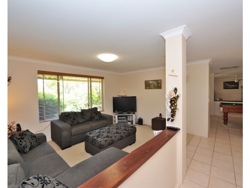 37 Rutherglen Circle, Kinross WA 6028