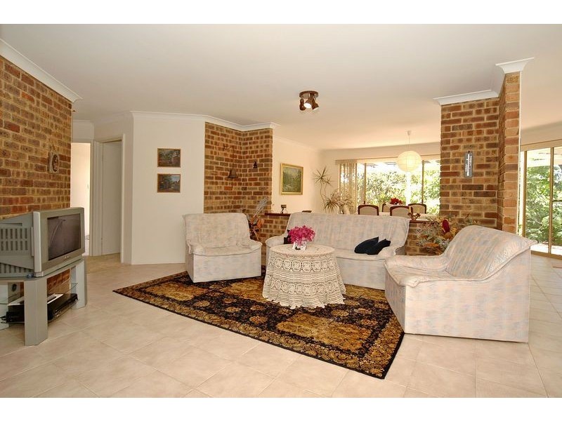 10 Reflection Close, Edgewater WA 6027