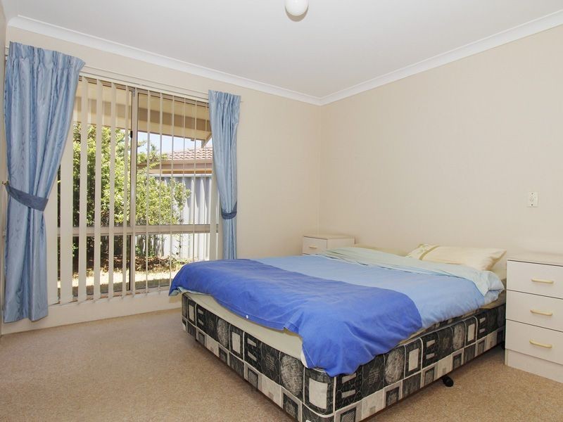 10 Dauphine Place, Joondalup WA 6027