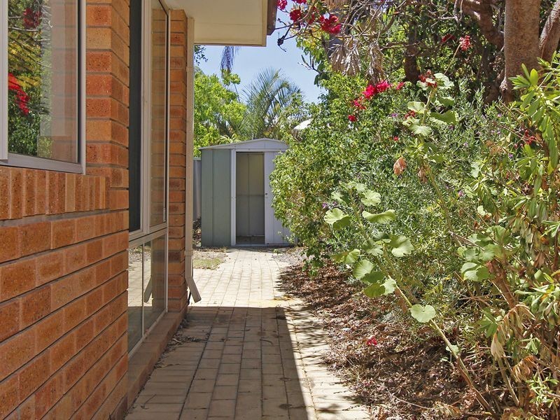 10 Dauphine Place, Joondalup WA 6027