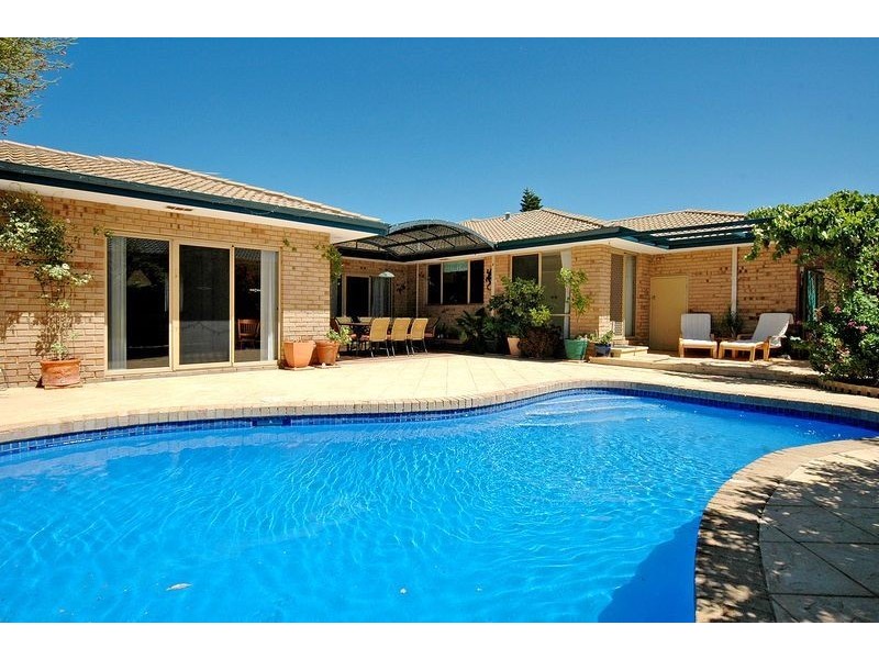 10 Mull Grove, Ocean Reef WA 6027