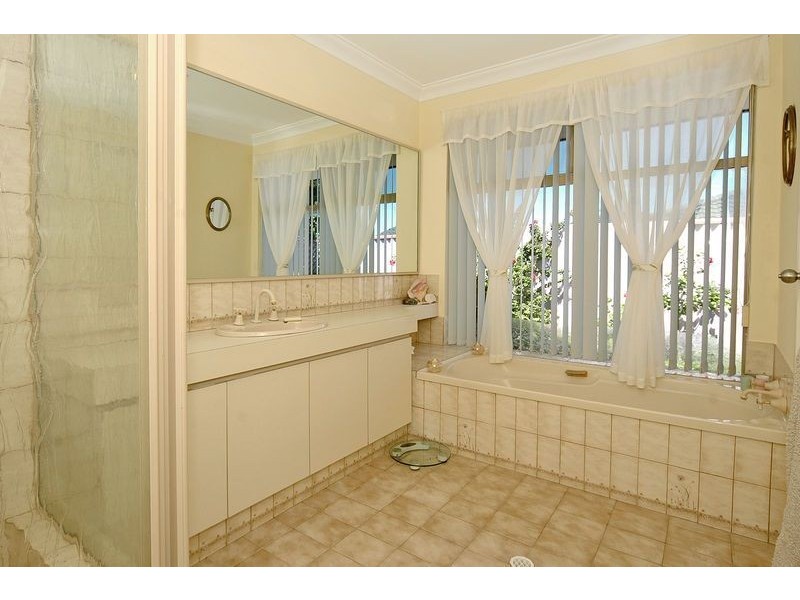 10 Mull Grove, Ocean Reef WA 6027