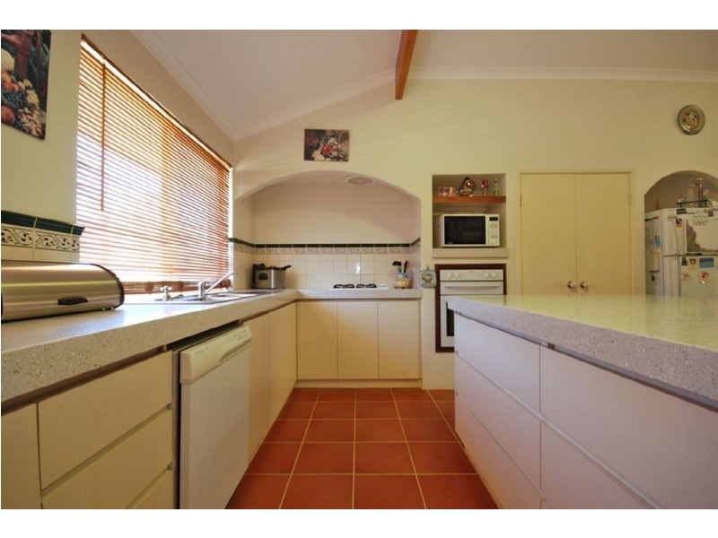 2 Broughton Heights, Kinross WA 6028