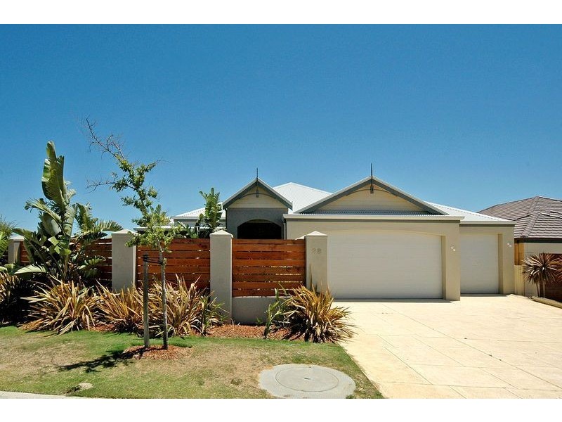 28 Gilbreth Bend, Tapping WA 6065