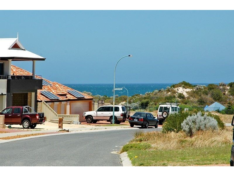 1/24 Teraglin Vista, Yanchep WA 6035