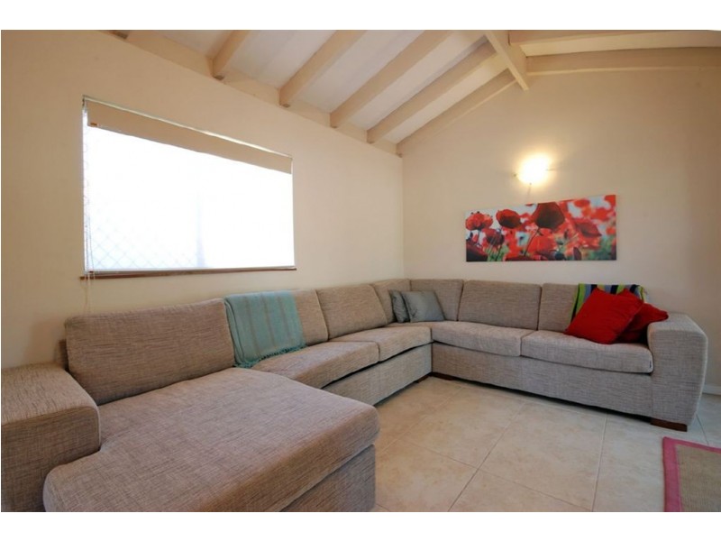 189 Camberwarra Drive, Craigie WA 6025